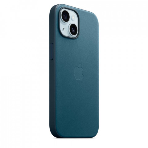Чехол FineWoven Case with MagSafe на iPhone 15 Pacific Blue