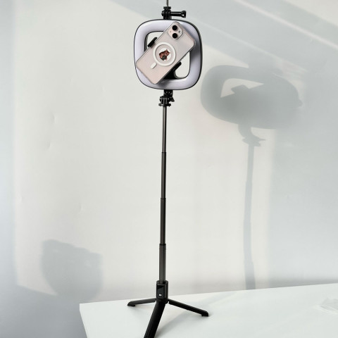 Кольцевая лампа с держателем Hoco LV03 Plus